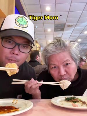 🐯 Tiger mom vs Chill mom 🥶 Someone dared us to do this with our 🇰🇭 moms so here is the result LOL How would your parents react to the “da fuq challenge” 😅 let us know in the comments. .  . . Joi Mai 📍 Challenge  #dafuqchallenge #asianmemes #khmermemes #cambodia #cambodian #joimai #asianparents #hypefoodies 