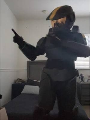 Now if you’ll excuse me for one second… #halocosplay #Halo #redvsblue #agentwashington #rvb #cosplay #haloinfinite #halo2 #halo3 #cosplayer #spartan #agentwashingtoncosplay 