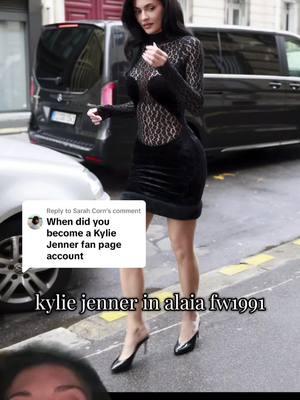 Replying to @Sarah Corn #greenscreen sorry sarah but kylie is devouring #kyliejenner #alaia #pfw #parisfashionweek #fashionnews #kylie #kyliejennerstyle #kingkylie #azzedinealaia #naomicampbell #claudiaschiffer @Maison Alaïa @Kylie Jenner 