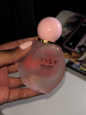 They got me! I might be tapping into the floral scents y’all 😭 #tiktokshopfinds #TikTokShop #trending #viral #tyratimani #fypシ゚viral #viral #fypシ #foryoupage #perfume #tvlv #eaudeparfum #perfumes #sweetscent #sweetperfume #perfumetiktok #floralperfume #floralperfumes #perfumesoftiktok #forthegirls