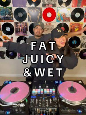 Aunteh & Unc on the 1’s and 2’s @James DjLalas Lalas  . . Fat Juicy & Wet  - @Sexyy Red @Bruno Mars  . . 🧢: @RESID3NCY  🧥: Bela Roze ⚠️⚠️⚠️ (MERCH DROPPING SOON) ⚠️⚠️⚠️ . . #itzbelaroze #djlalas #fatjuicyandwet #sexyyred #brunomars #turntablist #dj #femaledj #lasvegas #lasvegasdj #lasvegasdjs #sincity #pioneer #mixer #s7 #plx1000 #turntables #decks #phase #resid3ncy #808to702 #hawaii #kauai #kauaiaswhy 