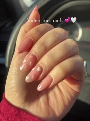 Valentine nails 💕💗🤍 #valentinenails#hearts#heartdesign#valentinesnailsideas#sweethearts  @nailsxaide🪻 