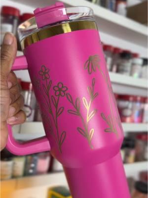 Finally! I feel really accomplished. Learning to engrave tumblers has been challenging, but I have gained so much knowledge on this new laser journey. I’m so excited to try new colors and different designs.  40oz Quencher Powder Coated Gold Plated Tumbler @BesinTumblerWholesale Code: Kreativesbykia  #engravedtumbler #engravingprocess #40ozengravedtumbler #wecreat #besintumblerwholesale #powdercoated  #process #pinktumbler #pink40oztumbler