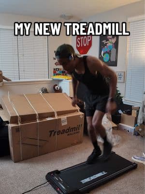 My New At Home Treadmill 🏃🏽‍♂️💨 #athomeworkout #treadmil #newyearnewme #fyp #fitness 