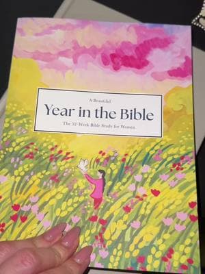 What a perfect way to slowly ease your way back into the Bible! Can’t wait to start writing my thoughts in this book! ❤️ #womensbible #bible #devotional #fyp 