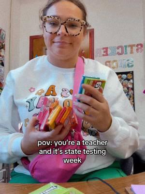 feeling like oprah “you get a piece of gum, you get a piece of gum, you get a piece of gum”. anything to make state testing week a bit more bareable for the kids! #teacher #teachertok #teachersoftiktok #teacherjokes #statetesting #teacherlife 