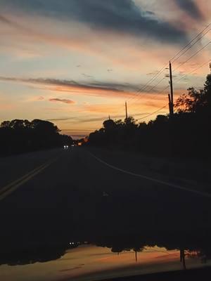 Hello 🤗#drivehome #sky #sunset #cloudscape #pretty #florida #wintersky #eveningdrive #deepthoughts #ithinkofyouallthetime #missyou #tuesdaythoughts #goodnight 