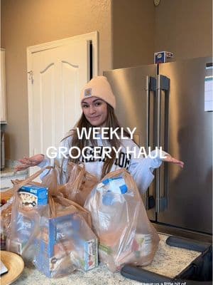 Weekly grocery haul 🛒  If you have a family of four, how much do you typically spend on groceries a week? We are averaging about $100 each week (depending on where we shop)  Also I know, no veggies this go around don’t come for me 👀🙈 #groceryhaul #groceryshopping #weeklygroceries #weeklygroceryhaul #grocerylist #familyof4 