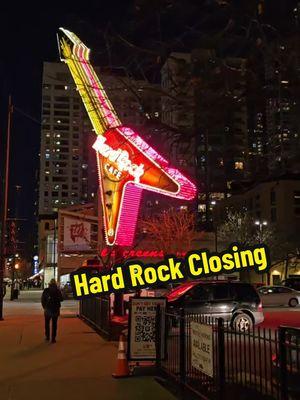 #chicago #rivernorth #hardrockcafe #closing #hardrock #hard #rock #il #cafe #rivernorthchicago #nostalgia  #brianreallychicago #memorabilia #live #livestream #livestreaming #livestreamer 