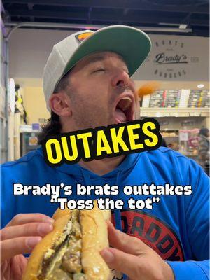 Filming for @bradysbratsandburgers and in case things ever look too flawless, this is what is really going on lol ALSO, you can get a bag of tots and fries mixed and you can get them Cajun style! Hopefully you have better luck at playing toss the tot. Shoutout to the best/worst QB @amber_koch  - 📍6481 w skagit  -  FOLLOW ➡️ @lappdaddyapproved  🙏 help a foodie out by liking and sharing 😍 Please support the small business we promote 🙌🏼 and tell them Lappdaddy sent you!  -  #bestofwashington #washington #washingtonstate #WA #pnw #explorewashington #easternwa #wafood #instafoodie #visittricities #reels #washingtonfoodie #foodinwashington #pnwfoodie #pnwfoodies #tricities #tricitieswa #tricitieswashington #washingtonfoodie #tricitiesfoodie #tricitiesfoodscene #lappdaddyapproved #thehubofkennewick #bradysburgersandbrats #bradysburgers #tossthetot