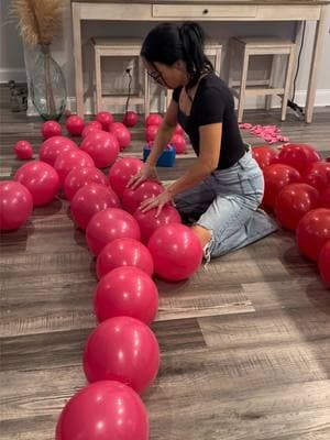 Valentines balloon wall tutorial💕 #galentines #valentines #backdrop #photobackdrop #valentinesballoons #DIY #tutorial #partyplanner #party #balloons #balloonwall #balloonbackdrop #xoxo #photoshoot #valentinesbackdrop 