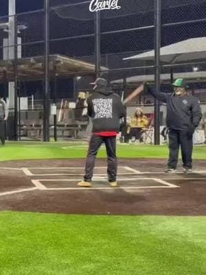 Daniel Fisher goes after the Middleman in Back 2 Back ABs. ISA Worlds Tournaments at Riverbend Park Dalton GA. #slowpitch #slowpitchsoftball #slowpitchlife #smashitsports #slopitch #headbangersports #swingcartel #swingcartel_softball #cutswing #slopitchsoftball #softballlife #kingsslowpitch #kingofjuco #softballszn #exitvelocity #ratemycuts #powerhitter #powerhitting #usssa #brucebolt