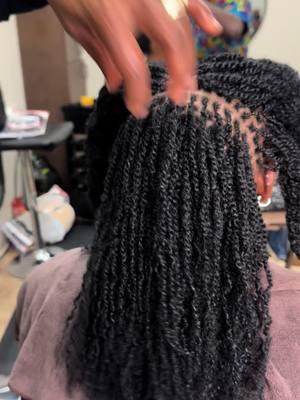 #fyp #interlocking #BlackTikTok #blackgirlmagic #blackgirl #locd #microlocks #interlockingdreadlocks #microlocks #microlocsjourney #microlocsjourneyl #microloc #naturaljair #fyp 