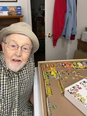 Working another puzzle #fypシ #foryou #foryoupage #oldmansteve #tiktok #jigsawpuzzle #puzzlechallenge #