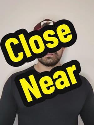 ¿Cómo usar "close" y "near"? #learnenglish #learnenglishonline #clasesdeingles #clasesonline 