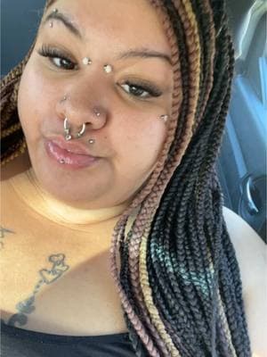 Let’s go! ##lexwitdapiercingsss ##facepiercings ##viralvideo ##knotlessbraids ##plussize ##tats 