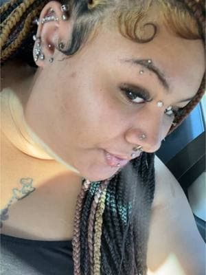 #lexwitdapiercingsss #facepiercings #viralvideo #knotlessbraids 🫠