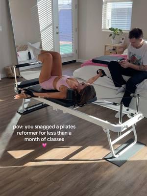 hello, at home studio 💗 #pilates #pilatesprincess #pilatesreformer #pilatesathome #workoutfromhome #pilatesexercises #pilateslovers #pilatesworkout #pilatestiktok #fitness #toned #athomegym #athomepilates #giftsforher 