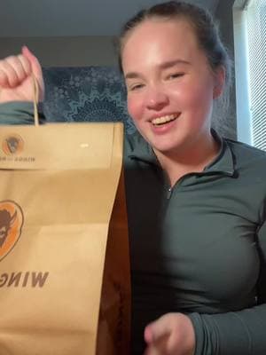 Wings and Rings haul!!! #wingsandrings #chicken #onionrings #food #Foodie #mukbang 