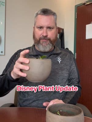 Replying to @janetmiller087 Disney Plant Update #livingwiththeland #epcot #pottingplants #miraclegro #banana #vanilla #fyp #fyppppppppppppppppppppppp #trending #pottedplants #waltdisneyworld @Danielle 🌱🪴💕🪴🌱💕 