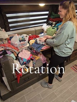 i didnt realize how many clothes i had for my daughter until Now!!! omg look at that mountain of clothes!!  #largefamily #parenting101 #raisingindependence #creatorsearchinsights #MomsofTikTok #momsunite #MomLife #WeekendReset #rotation #laundry #CleanTok #downsize #minimalist 