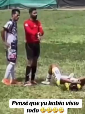 #futbol #falta #gol #cancha #solopordiversion #virales #videos #humor #reels__tiktok #humortiktok🤣😜😅😂🤪 #meme #comedia #relajo #Soccer #tiktokviral #soloparati #viralvideo #viraltiktok 