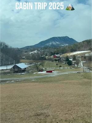 we went up the mountain to save our marriage #iykyk 😂 gatlinburg & pigeon forge are interesting cities. the sights were beautiful & we had a great time! also yes that plane was so small Reggie couldn’t stand up 😭 #CapCut #cabintrip #gatlinburgtennessee #gatlinburg #pigeonforge #pigeonforge #traveltok #traveltiktok #keystothehouseofpayne 