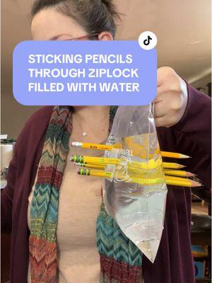 Fun science experiment to do with your kids! • #learnontikok #pencilsthroughziplock #science #scienceexperiments #MomsofTikTok #educational #makelearningfun #funexperiment #ziplock #momsoftiktokover30 #momlife #teacher #learnfromme #learnsomethingnew 