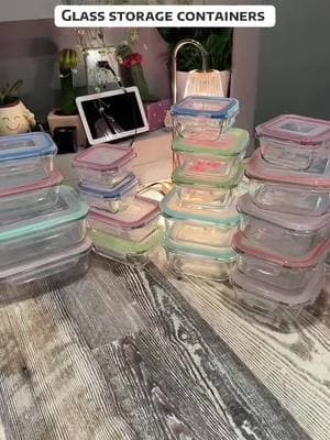 I have chunked all of my plastic containers and switched to glass and you should too. #glassstoragecontainers #storagecontainers #foodstorage #vtopmart #vtopmartstorage #lovelaunguage #toptierjanuary #ttsdelightnow #tiktokshopjumpstart #seasonalgems 