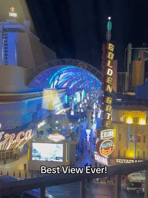 Best View from the @Plaza Hotel & Casino Las Vegas 🤘🏻🎶💀✨🎀 #engaged #emo #radiopersonality #lasvegas #fremontstreetexperience 