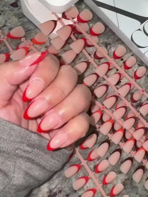 These are soooo good! Ready for Valentine’s Day ❣️ #therealjasminer #tiktokmademebuyit #nailtok #BeautyTok #pressonnails #btartboxnails #pressonnailstok #beautyonabudget #salongivingpressons @BTArtboxnailsofficial 