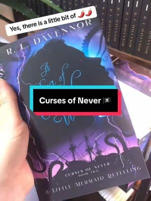 Curses of Never series bundles are flying off the shelves, get yours now! 🏴‍☠️ #darkfantasybooks #darkfairytale #fantasyromancebooks #spicyfantasyromance #signedbooks #cursesofnever #peterpanretelling #littlemermaidretelling 