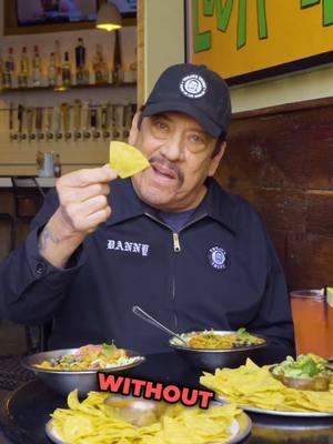 It’s #NationalCornChipDay! We’ve got our corn tortillas chips that pair well with some  Trejo’s guacamole!