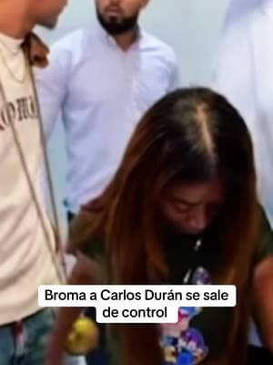 Broma a Carlos Durán se sale de control que opinas? #carlosduran #showdecarlosduran #show #broma  #soydelane #jeremy #dominicanos #elshowdecarlosduran  #paratii #airbnb 