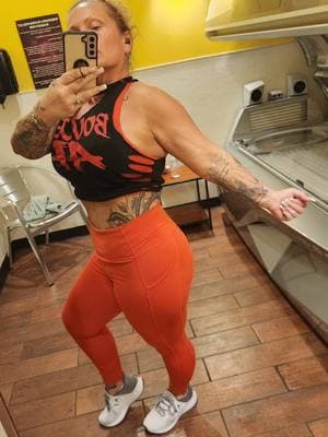 #happy #Wednesday #muthafuckin #gymday #gymtime #arms #shoulders #back #showup #dowork #getresults #feelgood #lookbetter #winning #fyp #foryou #me #Heels #genx #🏆 