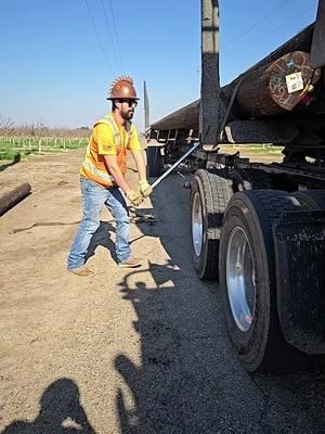 #foryoupage #fyp #pge #hotguysbigpoles #hubby #hotguybigpoles 