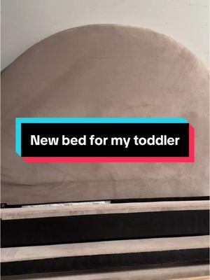 They originally listed it for $700 and kept lowering the price! So glad I waited! #facebookmarkerplacefinds #toddlerbedroomideas #toddlerroommakeover 