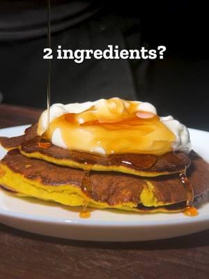 2 Ingredient Pancakes recipe at reidsactive.kitchen :) #pancakes #bananapancakes #twoingredientrecipe