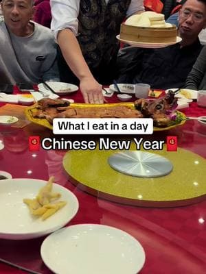 I am so full and happy!!! Cheers to more Chinese new year meals today 🧧🧧 #chinesenewyear #chinesenewyear2025 #chineseamerican #whatiatetoday #whatiateinaday #whatieatinaday #whatieatinday #parkasia #asianamerican #lunarnewyear #asianamericanlife #cantonesefood #cantotok #cantonese #lunarnewyear2025 #cny2025 #therealsamelle #samelle 