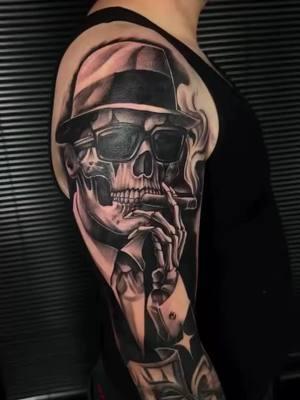 Gangster skull by @Ruch_tattoos #mexicanstyle_tattoos #mexicanstyle_lifestyle #mexstyle_videos #gangstertattoo 