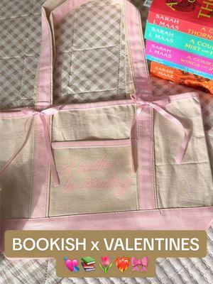 bookish x valentines 💘📚🌷🫶🏻  #BookLover #cozyreads #curlupwithagoodbook #curlupandread #booksandblankets #bookishcozy #bookish #booksandtea #comfyvalentinesday  #idratherbereading #RomanceReads #romantasyreads #romantasybookstagram #romantasyreader #bookishtiktok #BookTok 