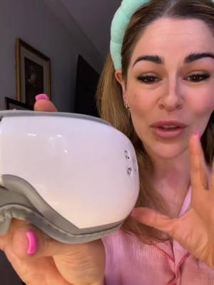 this has been one of the best gifts EVER! #sinusrelief #eyemassager #sinuspressurerelief #sinus 