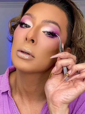 Crazy like a fool ....😜💅🏻💕💜 would this Makeup eat in the 70s !??? 💬🤭💜✌🏼 IG:glit_glam📍 #parati #fyp #makeuphacks #makeuptutorial #makeupinspo #daddycool 