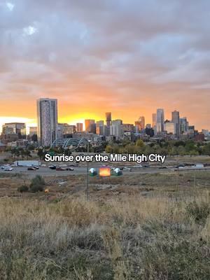 Denver really shines in the golden glow of sunrise 🌅   #Sunrise #sunrisemusic #denver #colorado #coloradocheck #colorfulcolorado #milehighcity #milehighmagic 