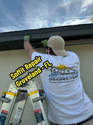 Soffit Repair  #contractor #interiorpainting #remodeling #exteriorpainting #flooring #drywall #bathroom #bedroom #florida #orlando #clermont #minneola #groveland #montverde #remodelingahouse #freeestimates #homeimprovement  #soffitrepair 