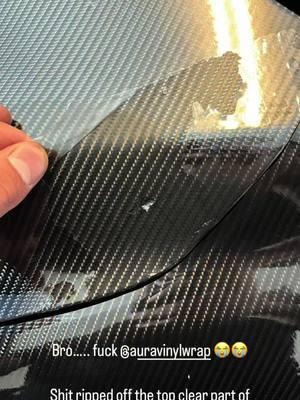 Always use masking tape on adjacent panels so vinyl doesn’t stick to itself. If you have a big piece of overlap you risk damaging the vinyl when you peel it off#vinylwrapping #vinyl #carwrappings #carwraptips #vinylwrappingcar #cars #cartok #carwrappingschool #carwrapping #vinylwraps #carwraps #vinylwrap 