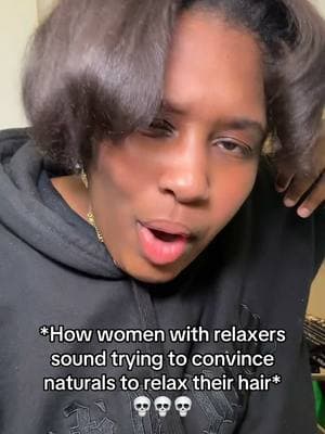 AND THIS IS COMING FROM SOMEONE WHO HAD A RELAXER! 😭 (LET PPL DO WHAT THEY WANT 😩) #naturalhair #curlyhair #afro #afrohair #hairrelaxer #relaxedhair 