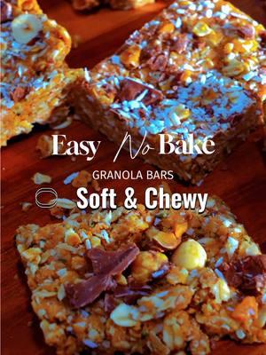 Snacks are always a great idea🍫 This easy no bake granola bar recipe is delicious and easy to make! Salsa music while cooking = chefs kiss💃🏻💃🏽💃🏼  #salsaromantica #salsa #gardenbaddie #somayareece #granolatok #granola #nobakedessert #lowcalorie 