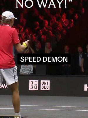 Chaos on the COURT 🤯 #LaverCup #Tennis #deMinaur