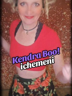 sometimes u just gotta dance 💃  plus her music slams, go check her out @Kendra Boo  #dancingmakesmehappy #ichemeni #kendraboo #🐝 #honeybee #fyp #foryoupage 